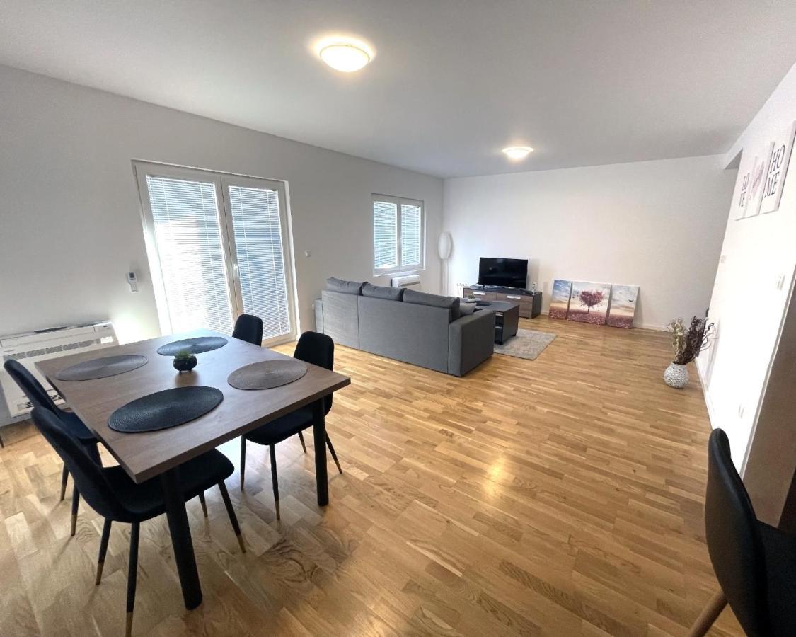 Danubiana Apartments Кладово Екстериор снимка
